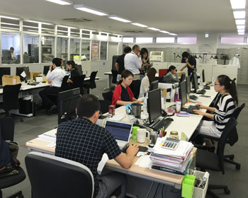 �O���[�o��WiFi�A���B�E�����`�[���Q