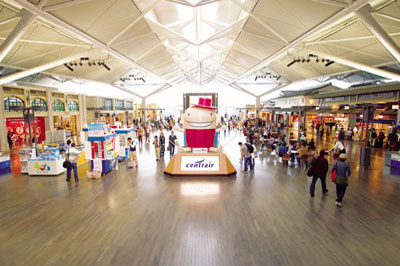 �������ۋ�`4F �C�x���g�v���U�ʐ^