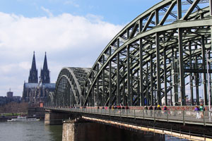 �h�C�c�A�P�����̑吹��