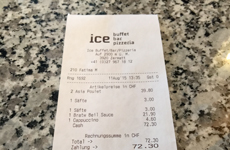 �R�̒��̃z�e���ł�