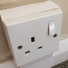 �C�M���X�̃R���Z���g�`��2